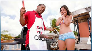 BANGBROS - Grill Master Shorty Mac Serves Alexis Breeze Some Meat